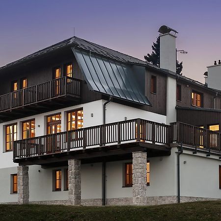 Aneta Hotel & Restaurant Витковице Экстерьер фото